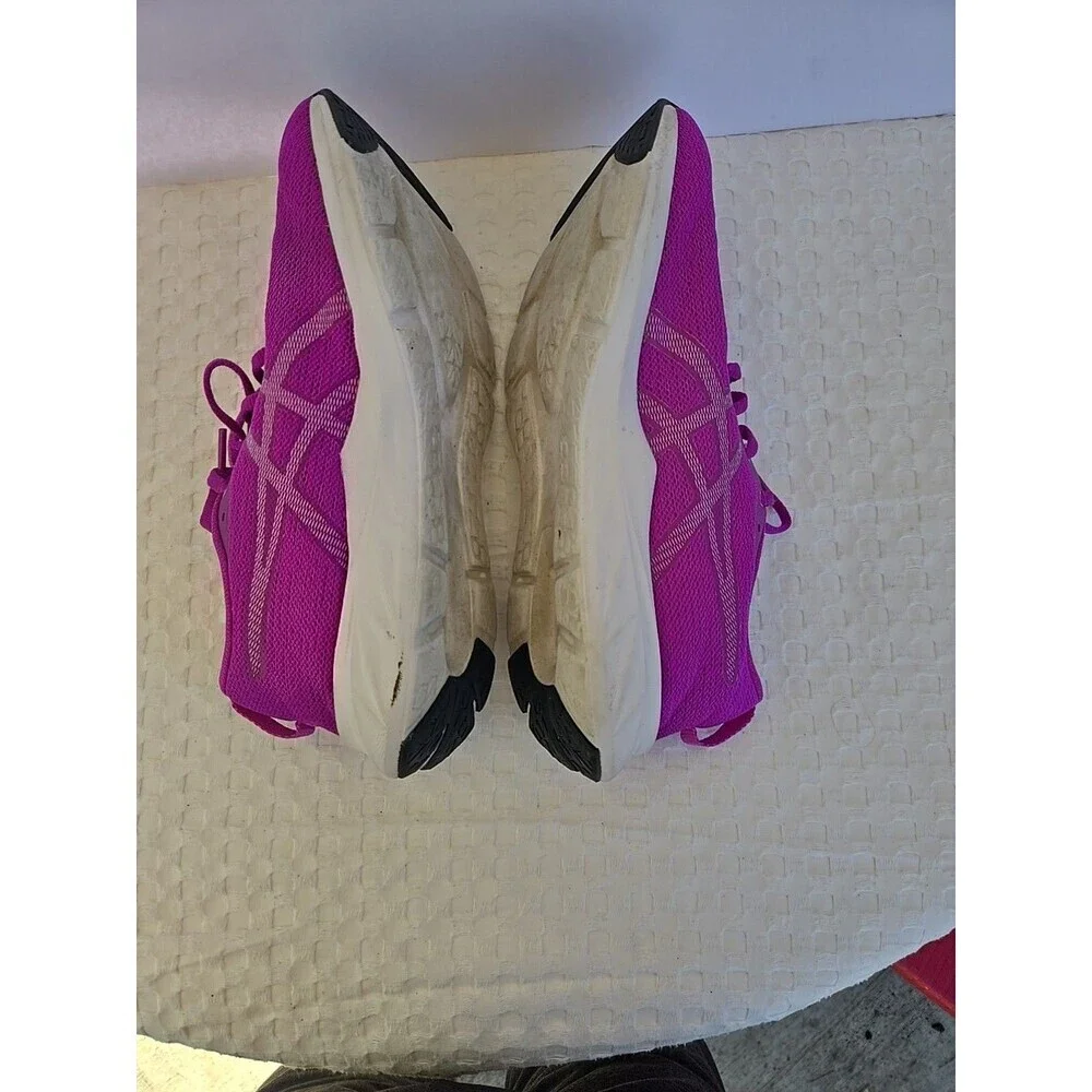 Asics Womens Versablast Running Shoe in orchid/lavander  Walking  size 9.5